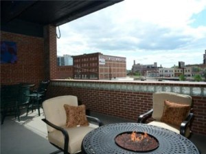 IS5itoy4yt3ts51000000000